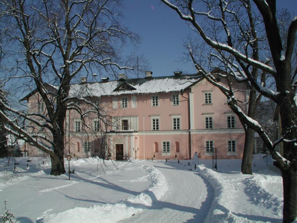 Schlosshotel Zamek Zdikov Экстерьер фото